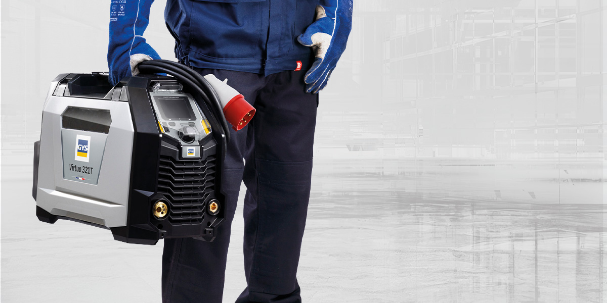 Poste à souder portable GYS Virtuo transporté sur un chantier